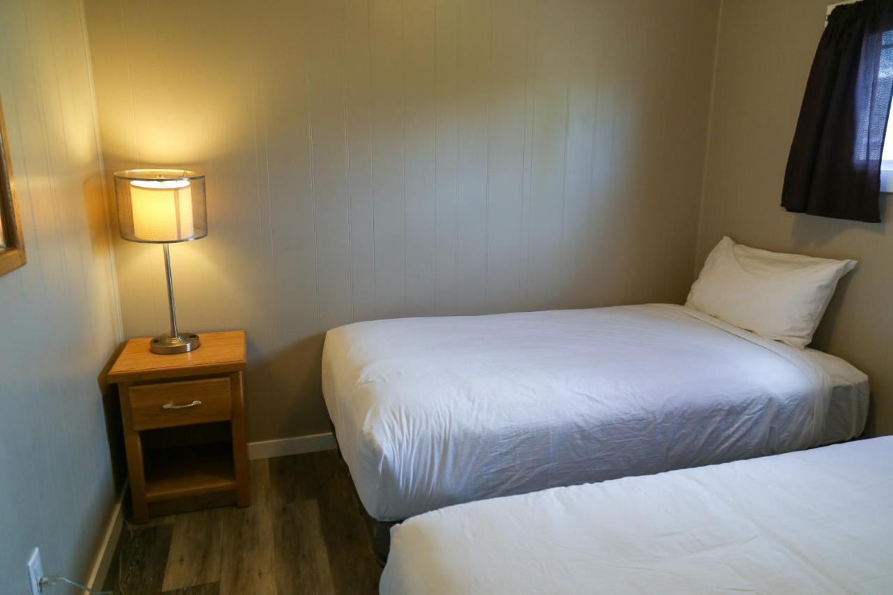 Richter Pass Beach Resort Osoyoos Dış mekan fotoğraf
