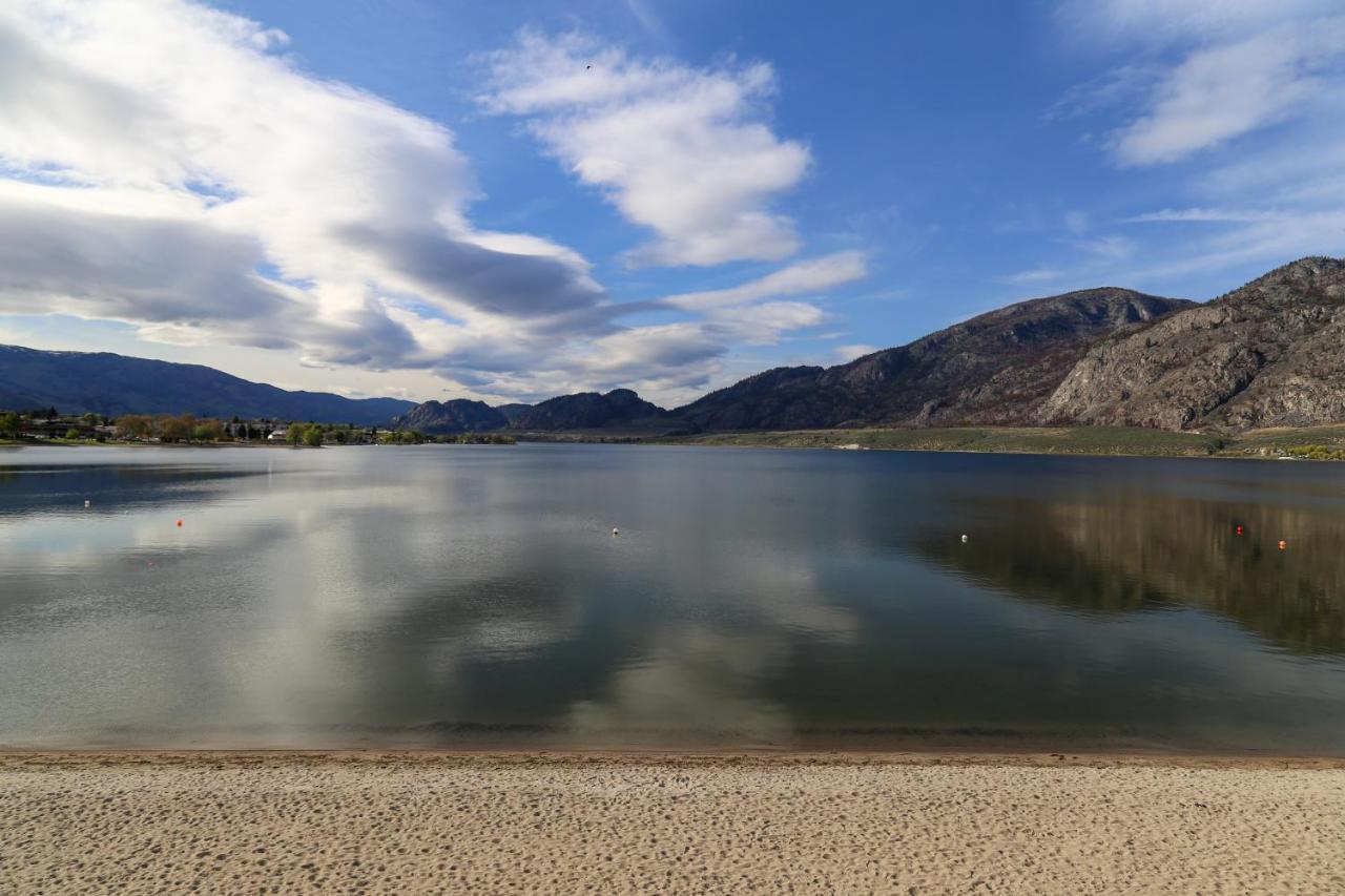 Richter Pass Beach Resort Osoyoos Dış mekan fotoğraf