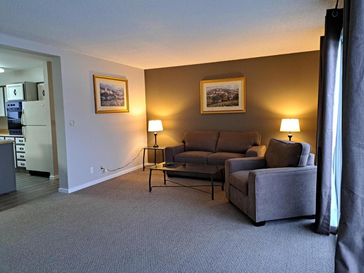 Richter Pass Beach Resort Osoyoos Dış mekan fotoğraf